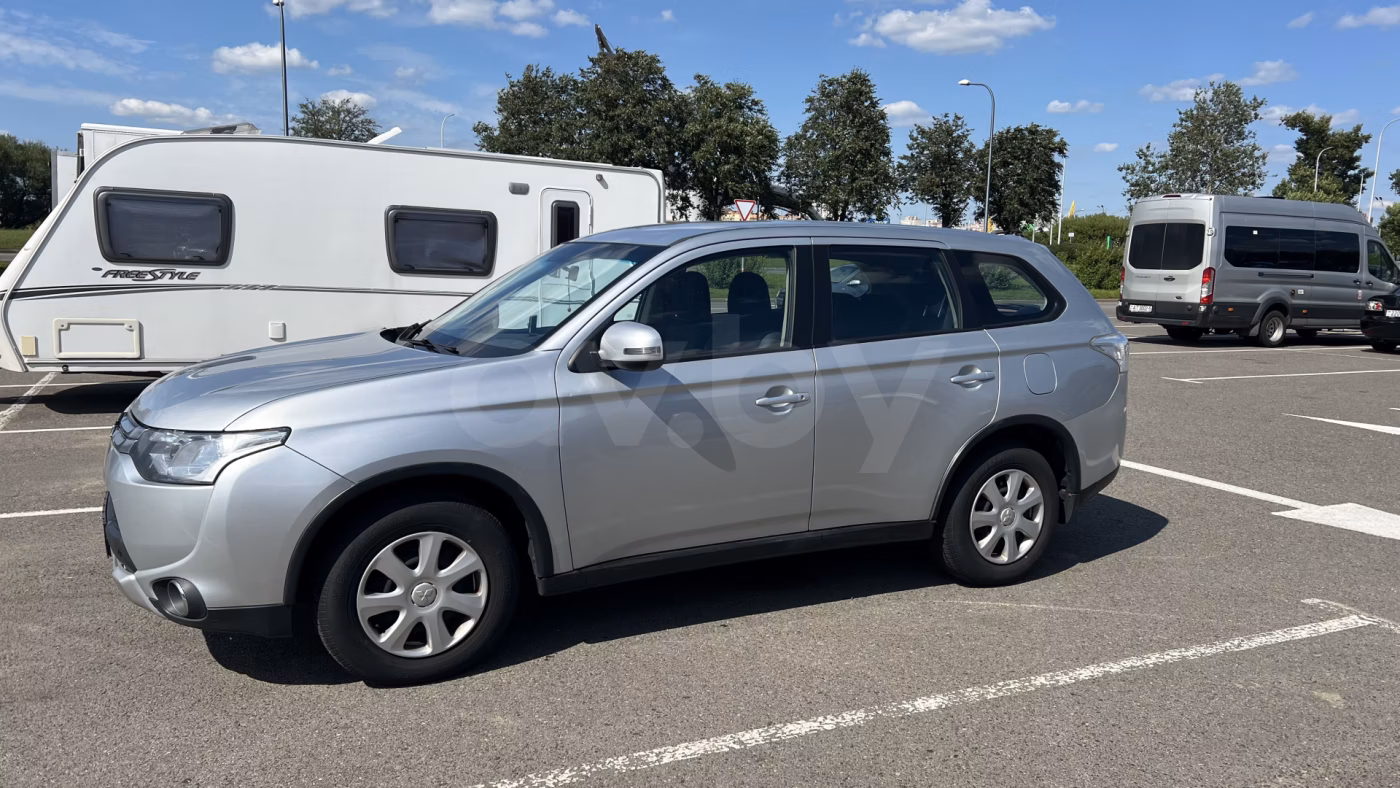 Mitsubishi Outlander фото 6