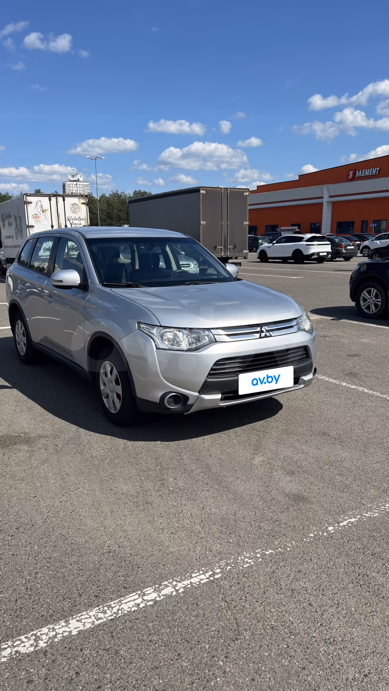Mitsubishi Outlander фото 8