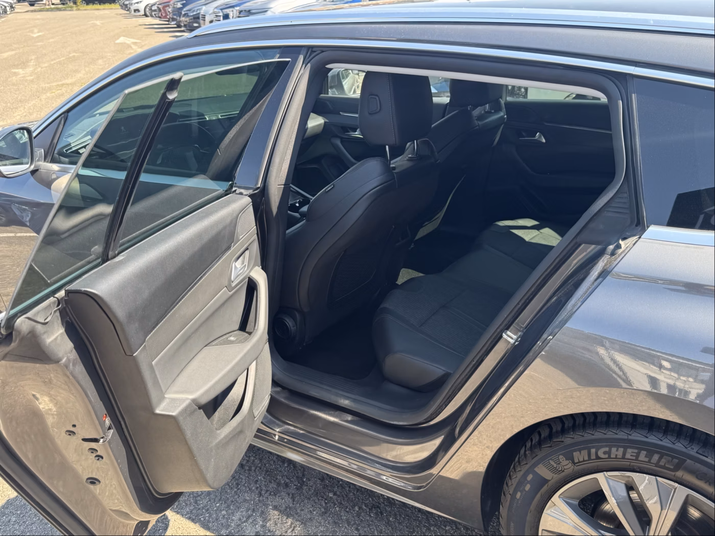 Peugeot 508 фото 18