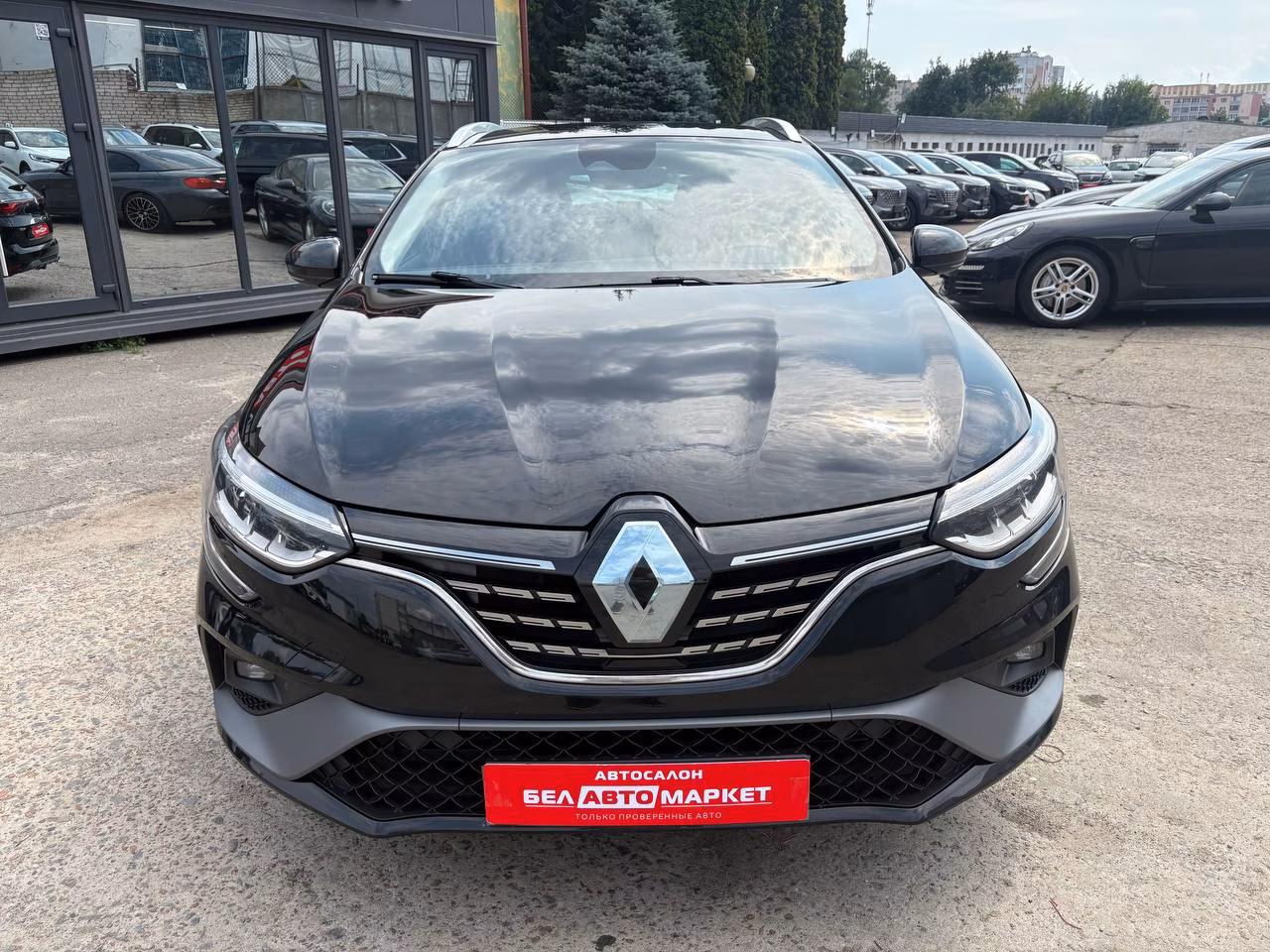 Renault Megane фото 2