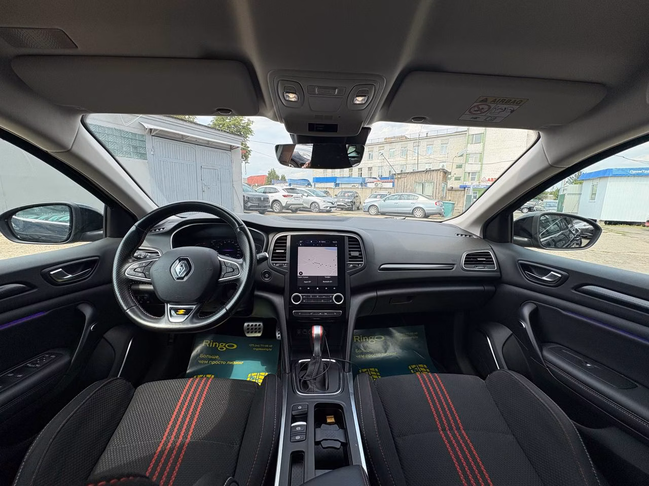 Renault Megane фото 11