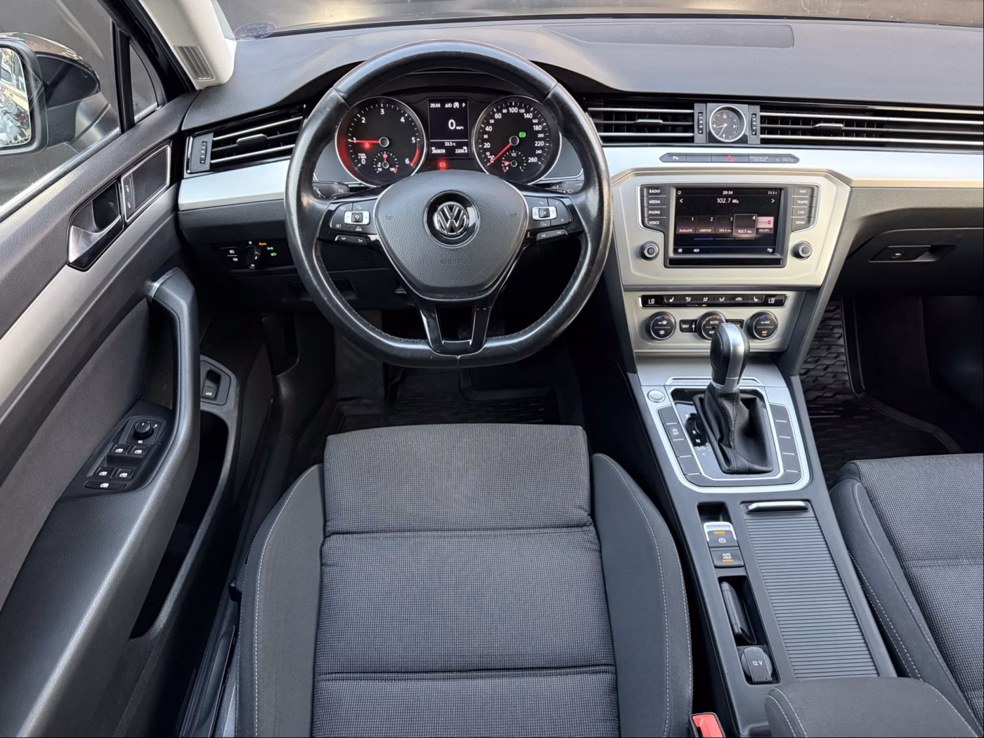 Volkswagen Passat фото 10