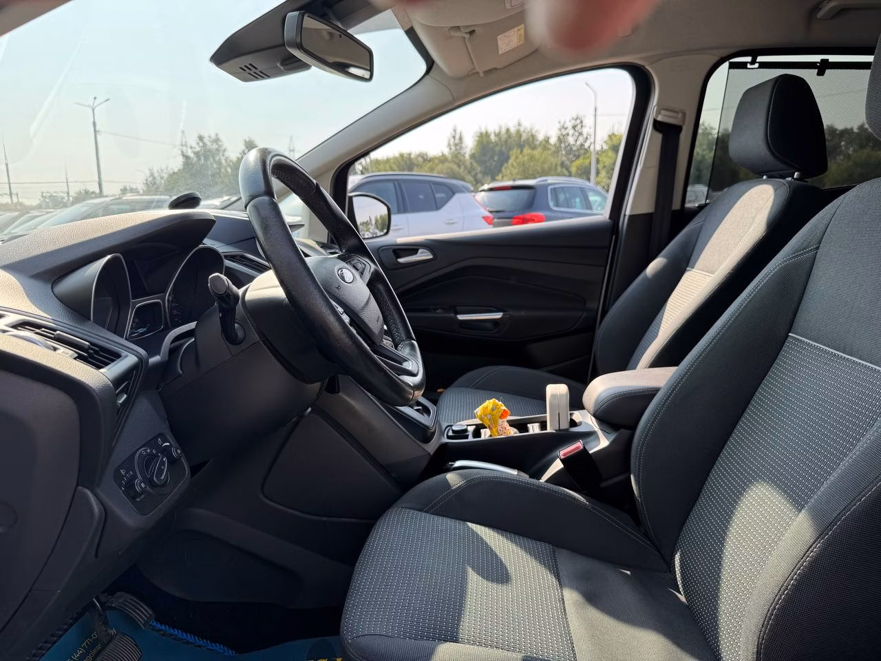 Ford C-MAX фото 9