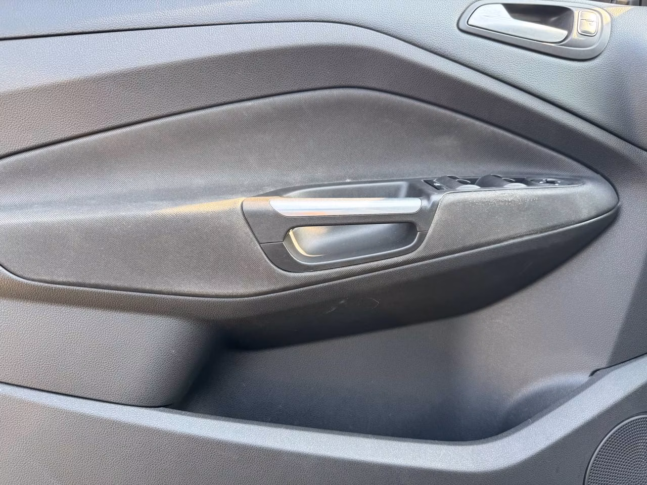 Ford C-MAX фото 16