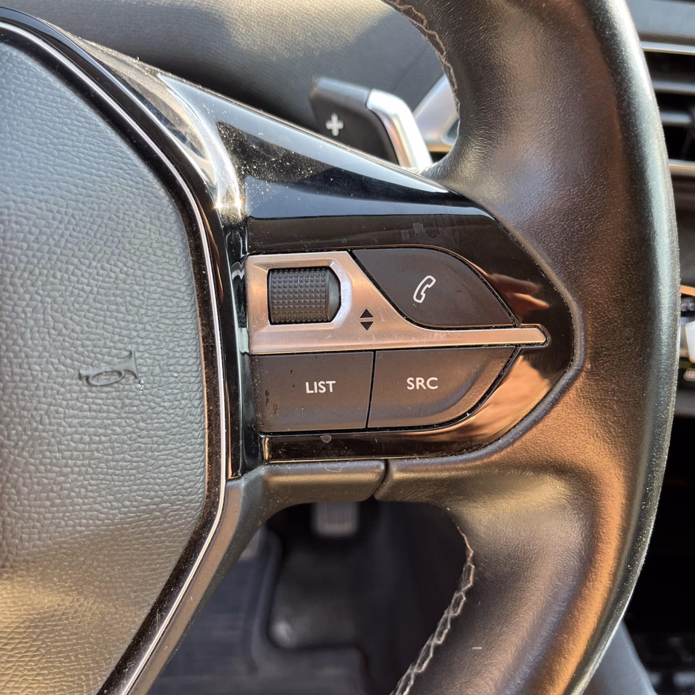 Peugeot 3008 фото 15