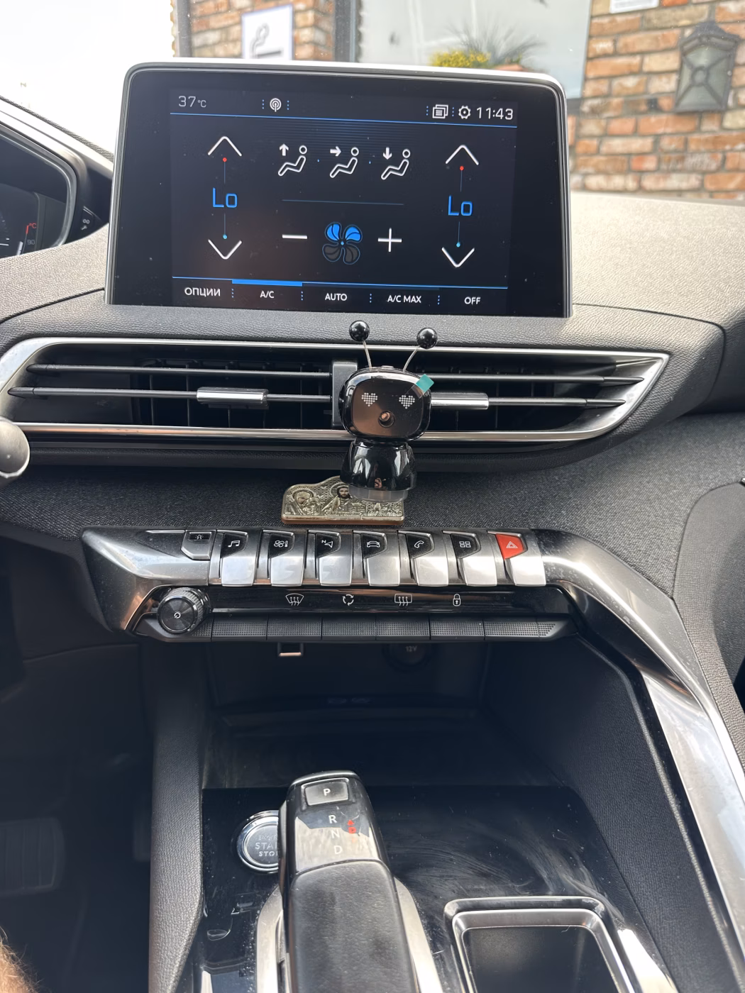 Peugeot 5008 фото 6