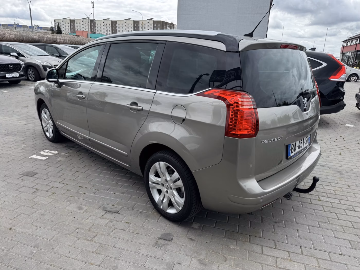 Peugeot 5008 фото 5