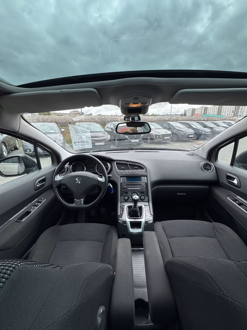 Peugeot 5008 фото 13