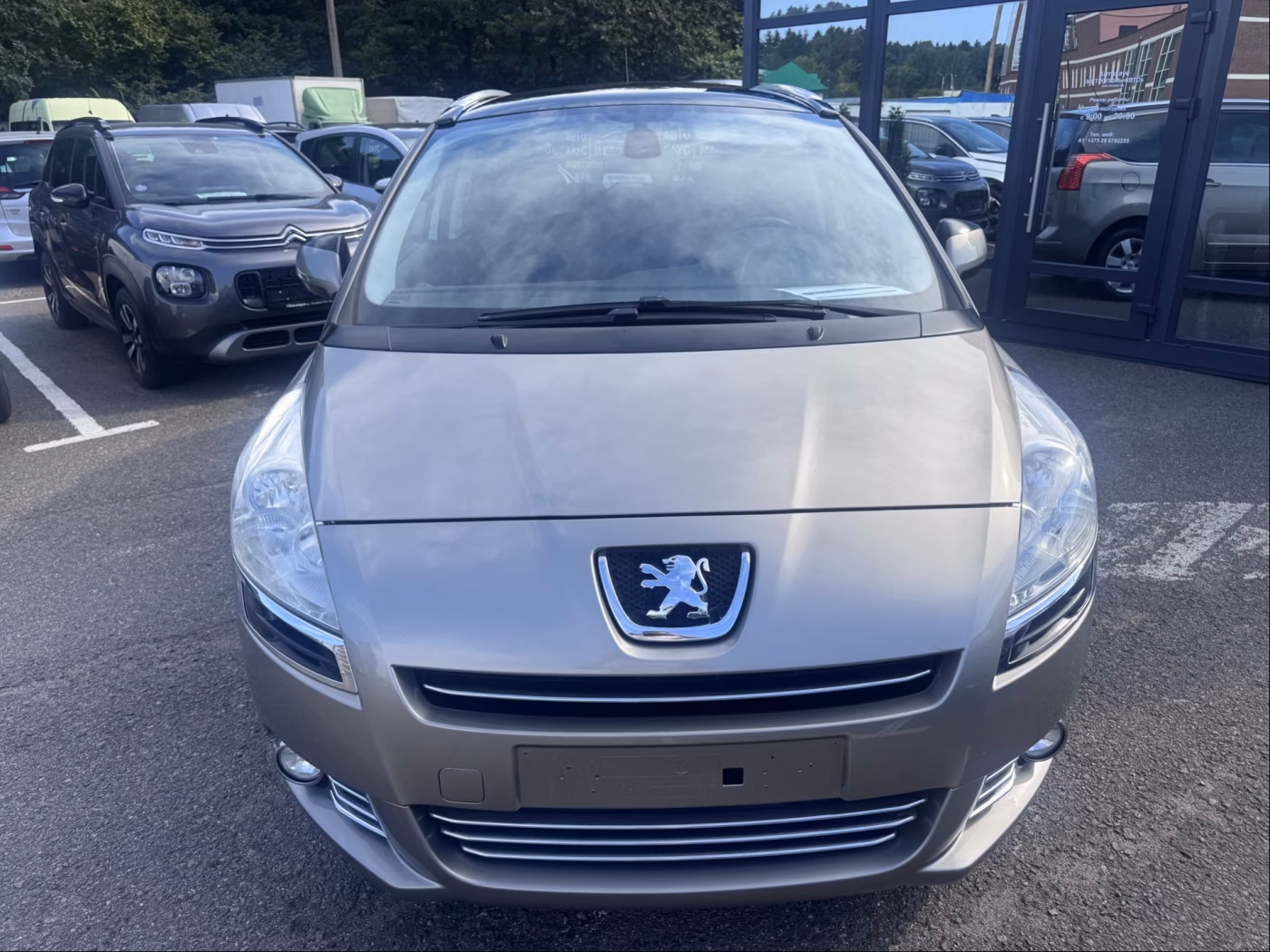 Peugeot 5008 фото 3