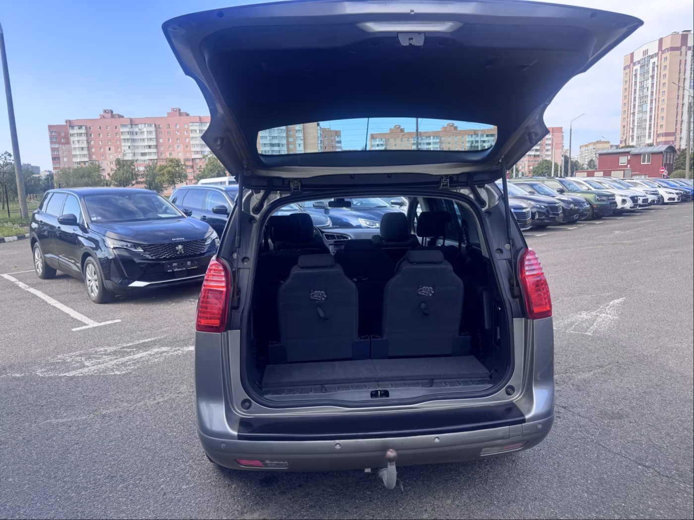 Peugeot 5008 фото 14