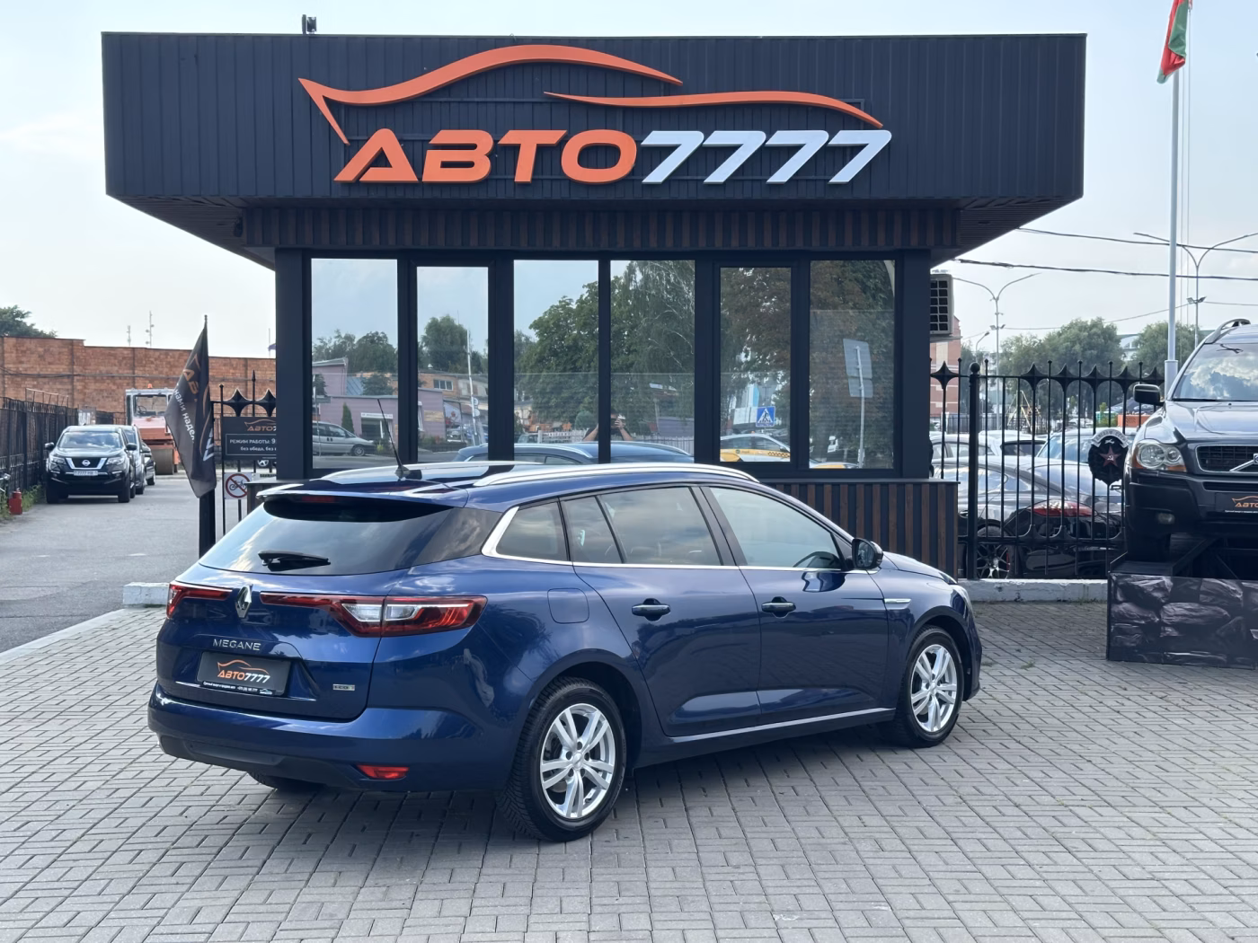 Renault Megane фото 2