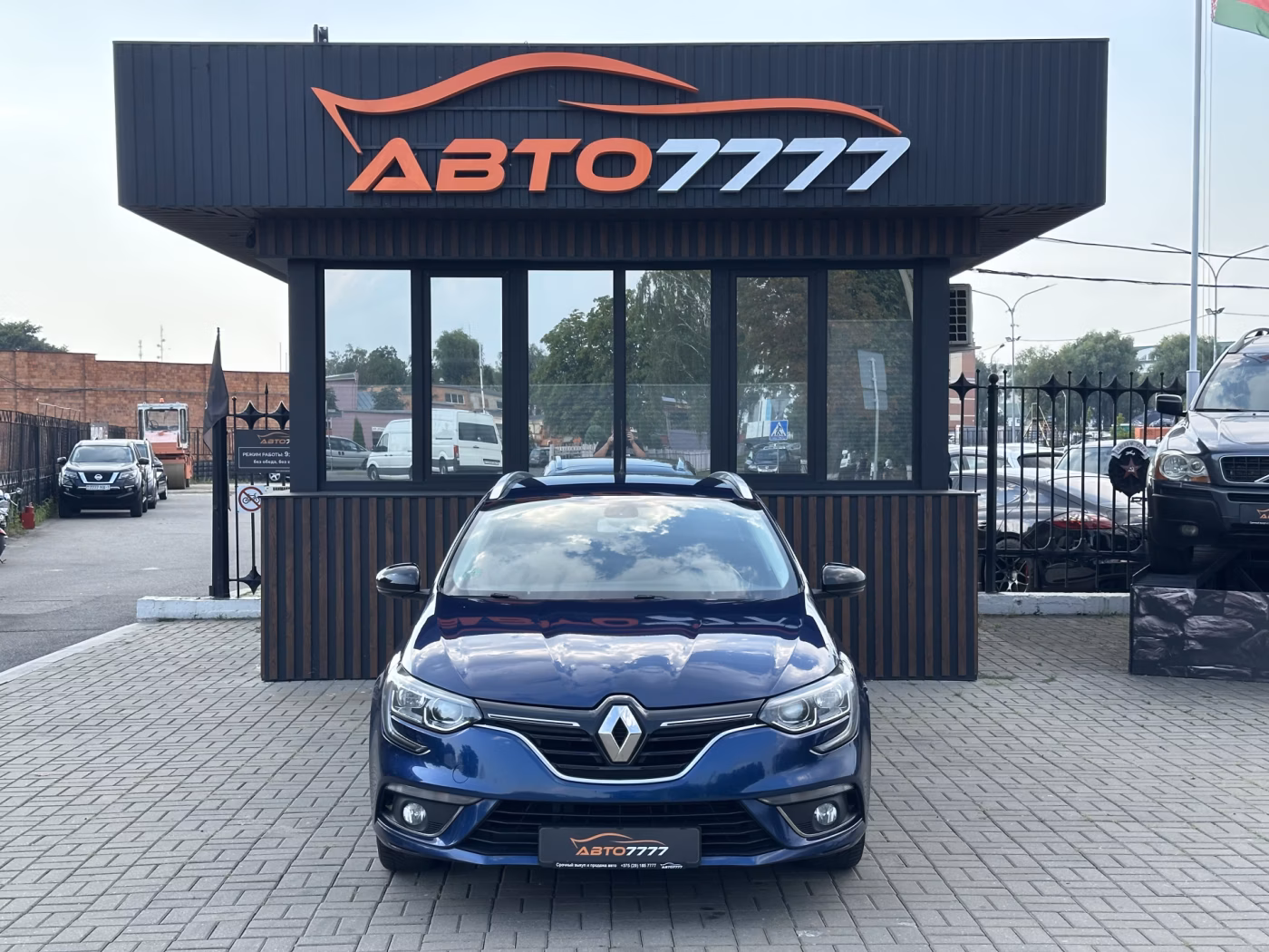 Renault Megane фото 6