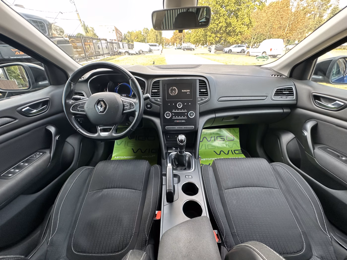 Renault Megane фото 8