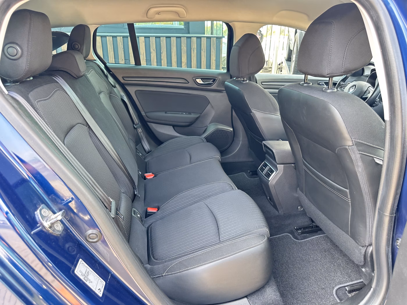 Renault Megane фото 12