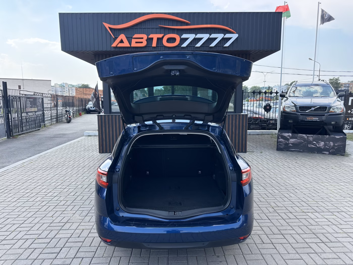 Renault Megane фото 13