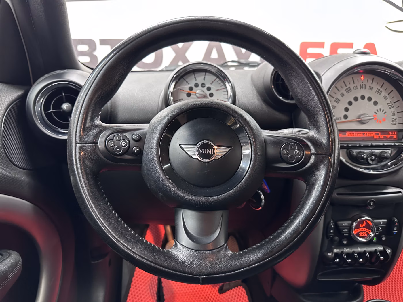 MINI Countryman фото 10