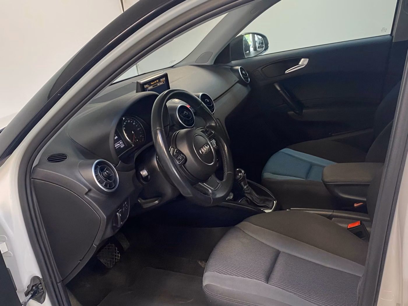 Audi A1 фото 5