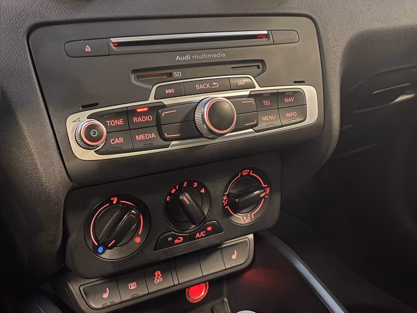 Audi A1 фото 8