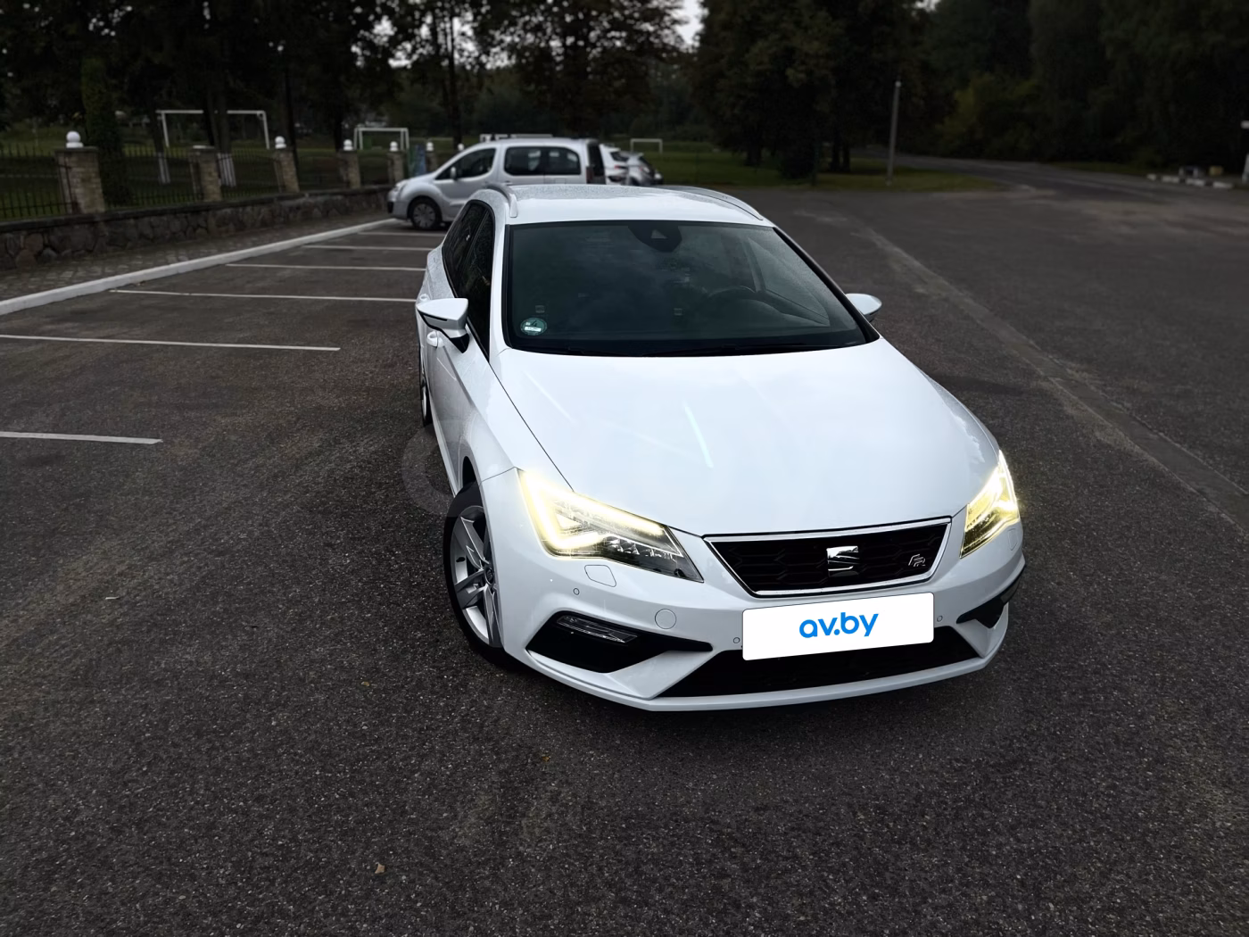 SEAT Leon фото 10