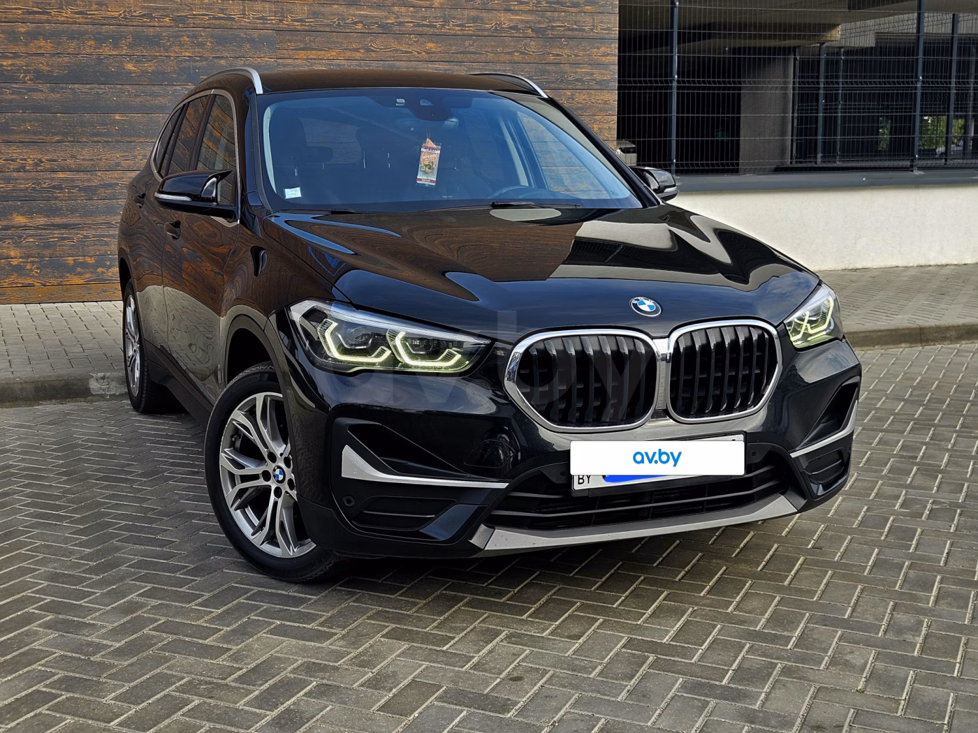BMW X1 фото 2