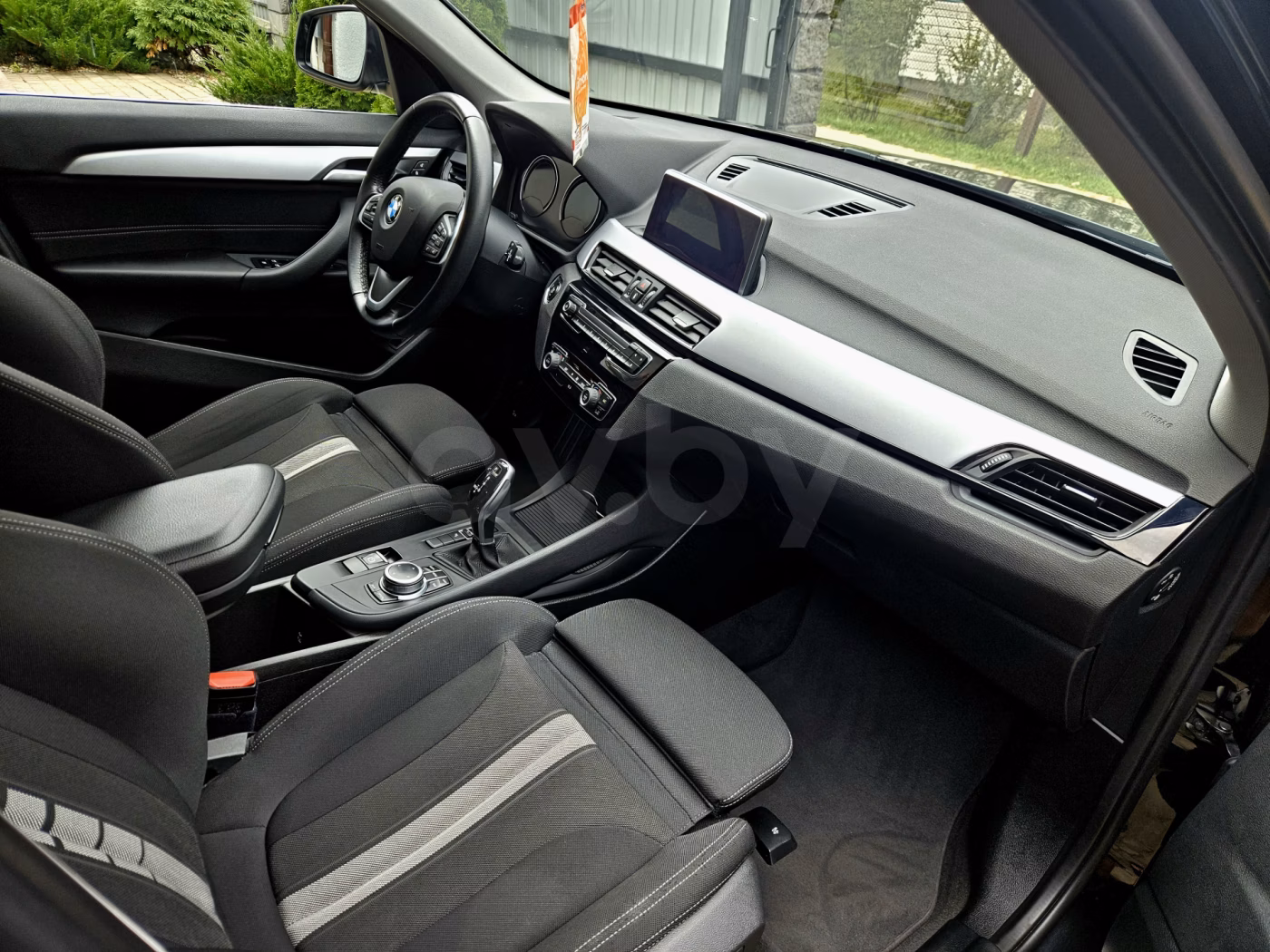 BMW X1 фото 10