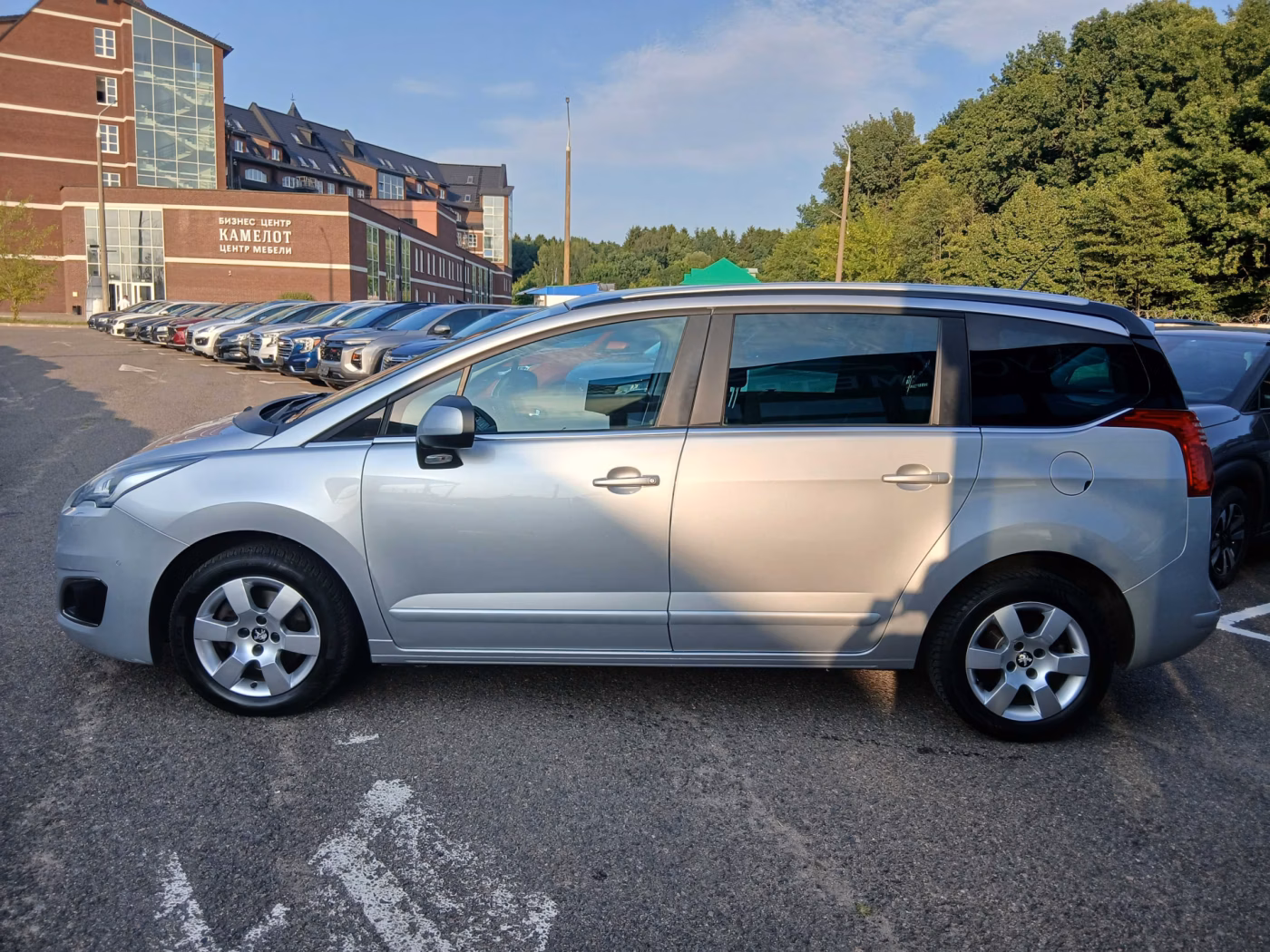 Peugeot 5008 фото 6