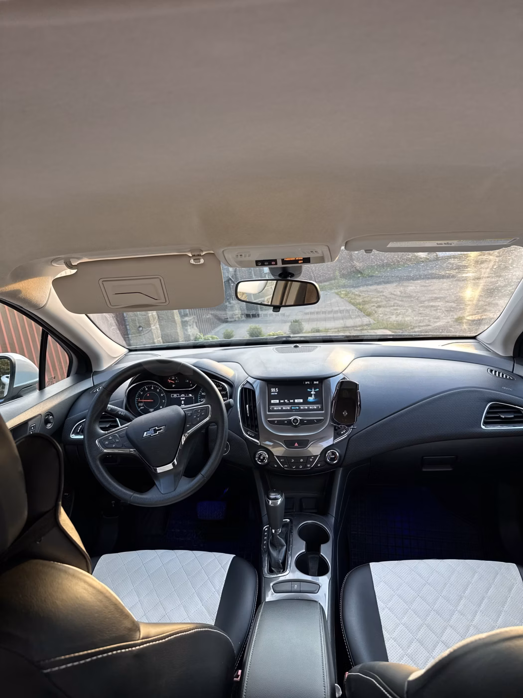Chevrolet Cruze фото 3