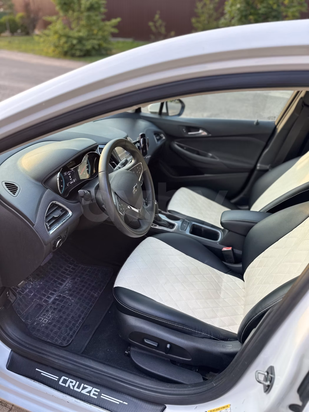 Chevrolet Cruze фото 9