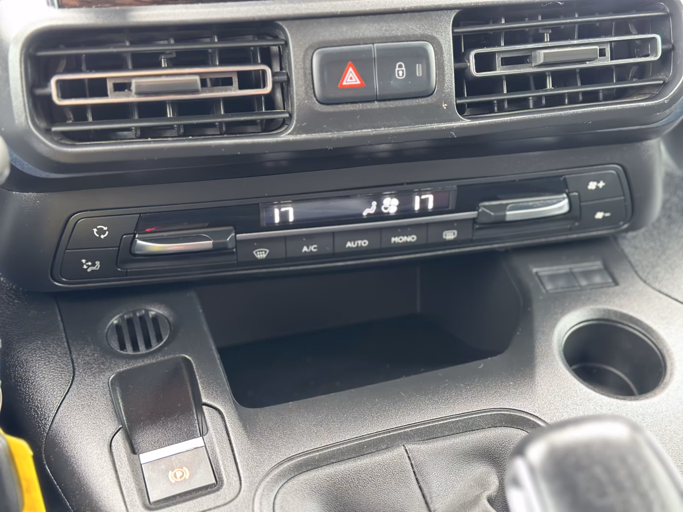 Peugeot Rifter фото 18