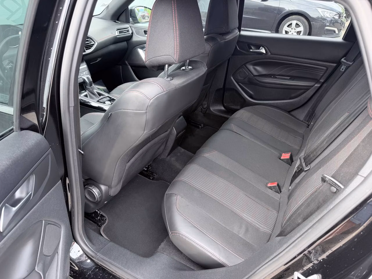 Peugeot 308 фото 19