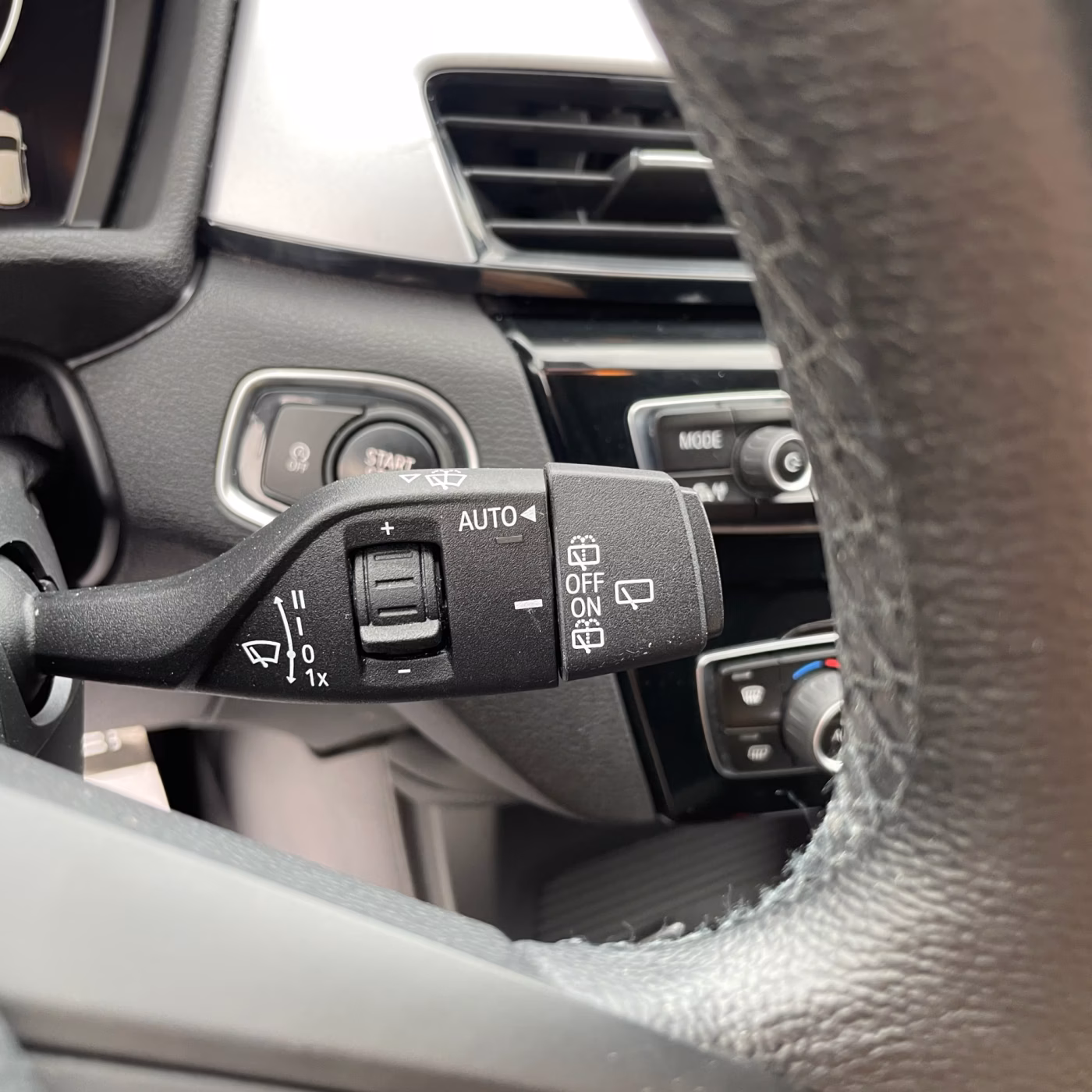 BMW X1 фото 15