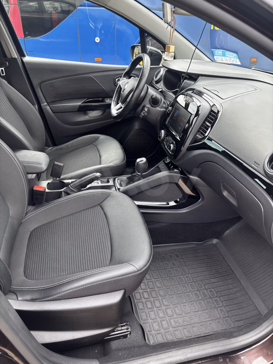 Renault Kaptur фото 16