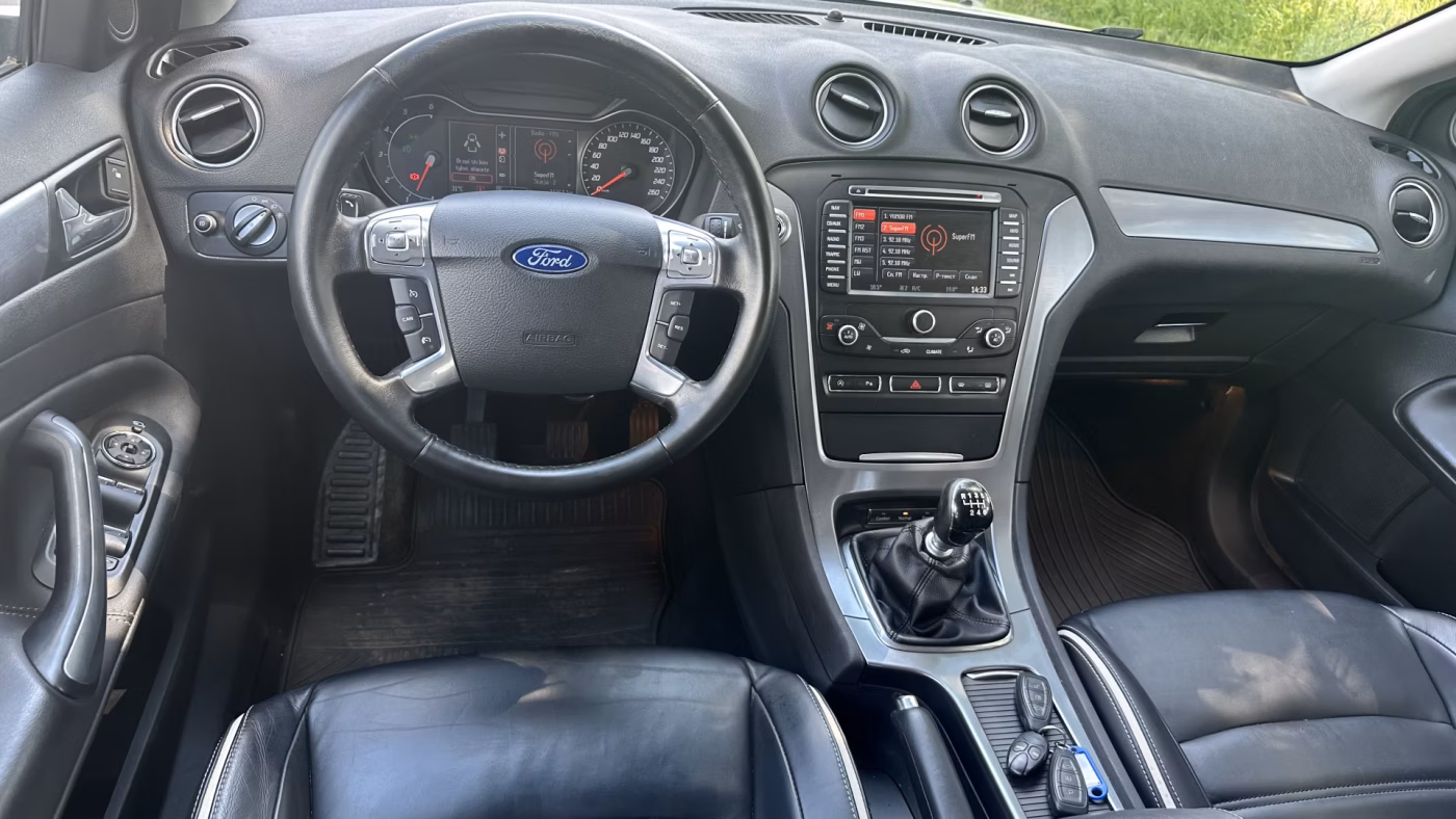 Ford Mondeo фото 16