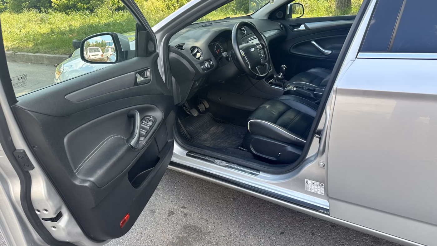Ford Mondeo фото 20