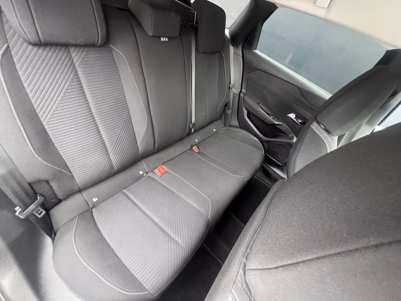 Peugeot 308 фото 15