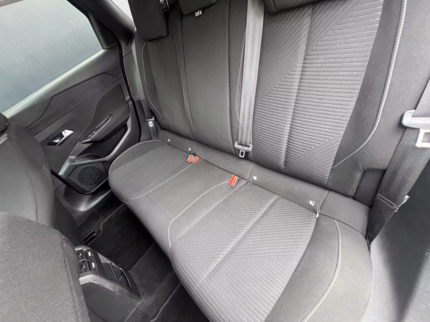 Peugeot 308 фото 20