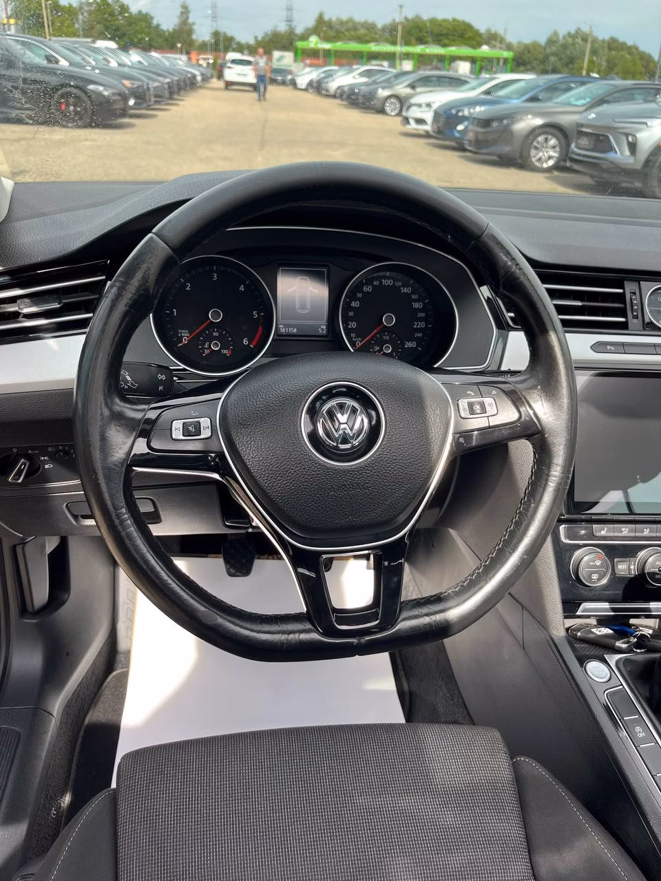 Volkswagen Passat фото 11