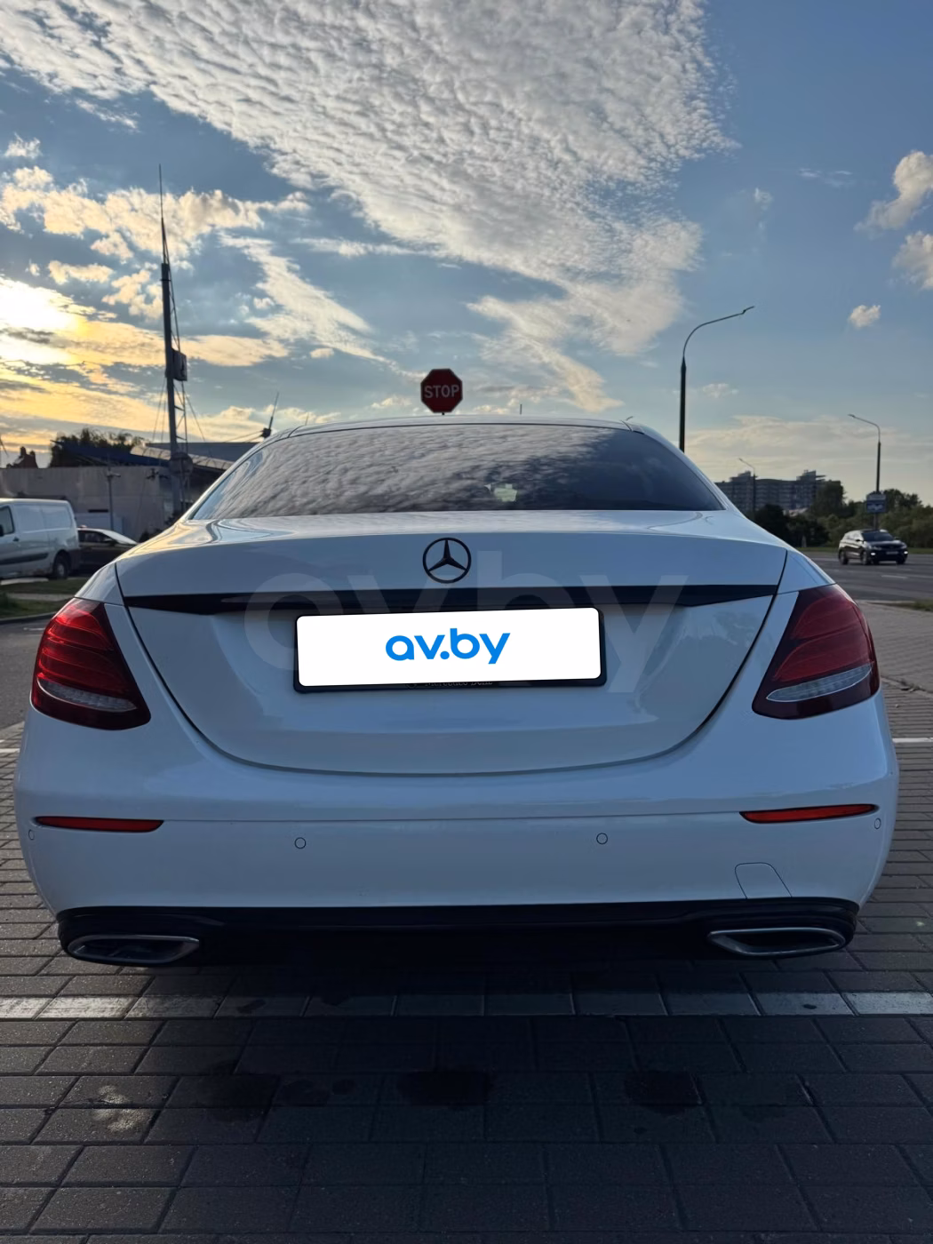 Mercedes-Benz E-Класс фото 11