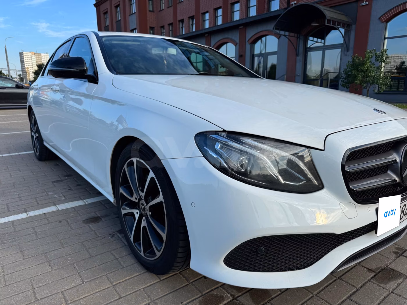 Mercedes-Benz E-Класс фото 13