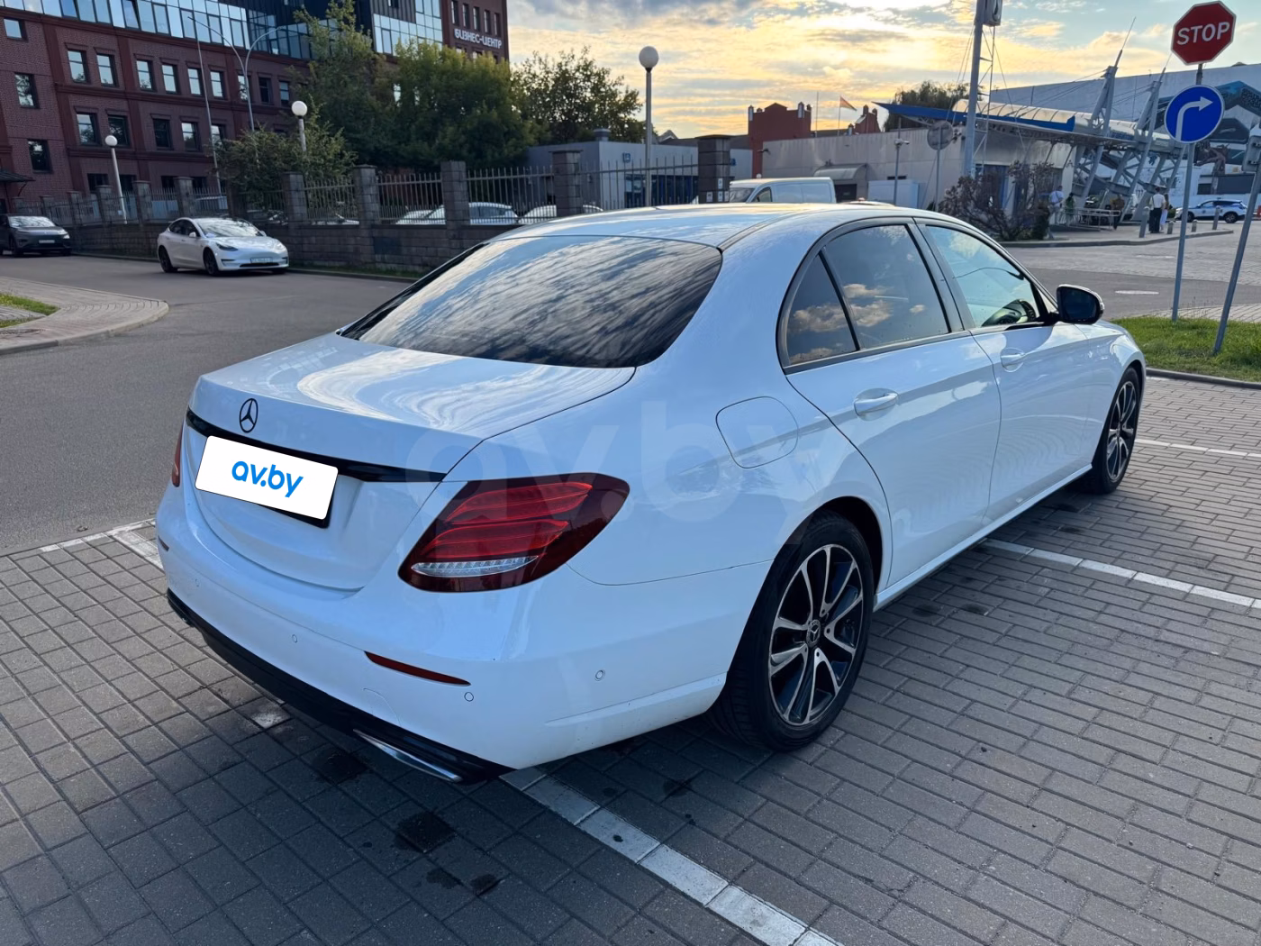 Mercedes-Benz E-Класс фото 14