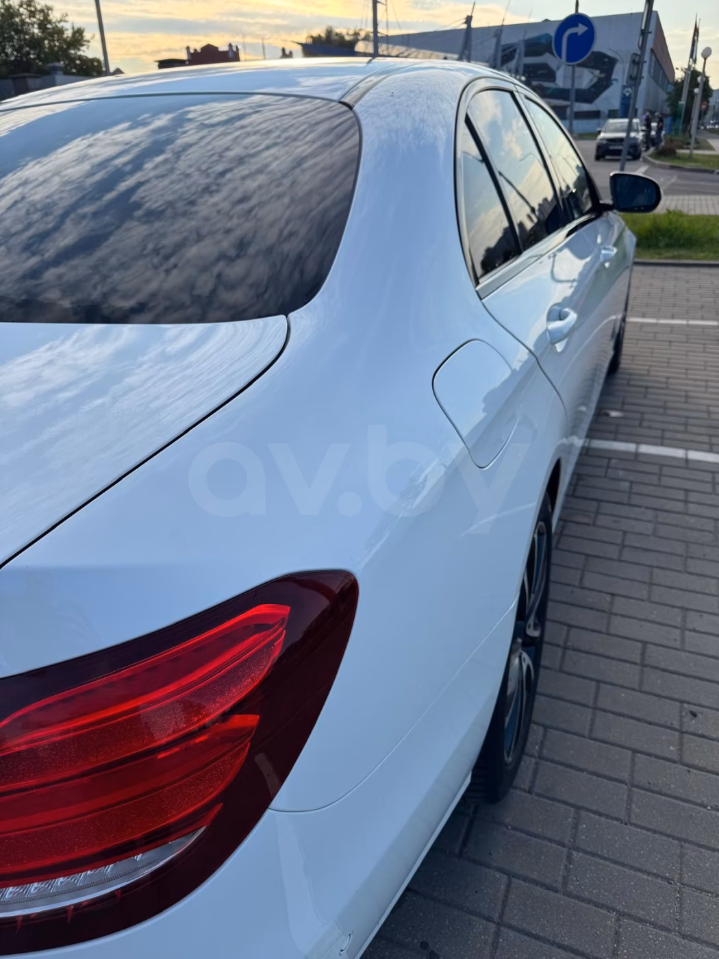 Mercedes-Benz E-Класс фото 17