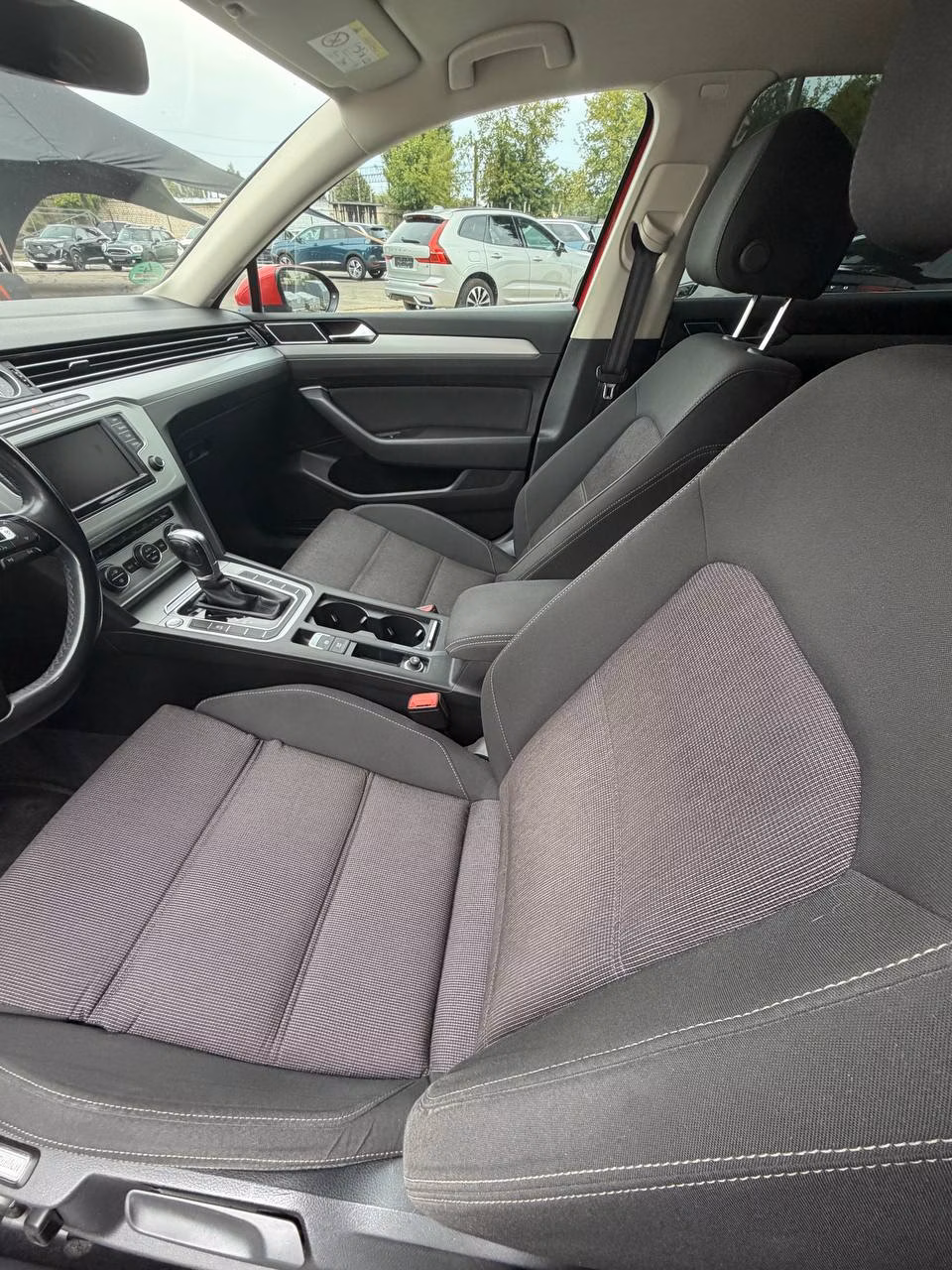 Volkswagen Passat фото 10