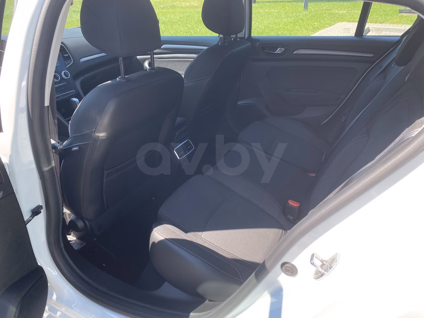 Renault Megane фото 18