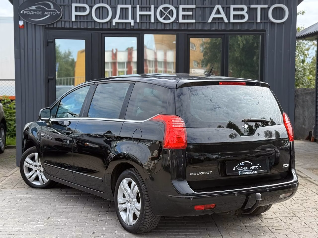 Peugeot 5008 фото 4