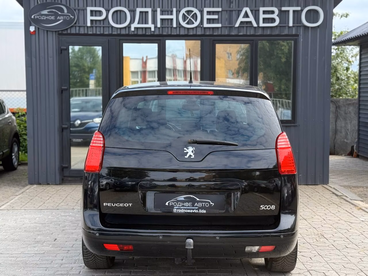 Peugeot 5008 фото 5