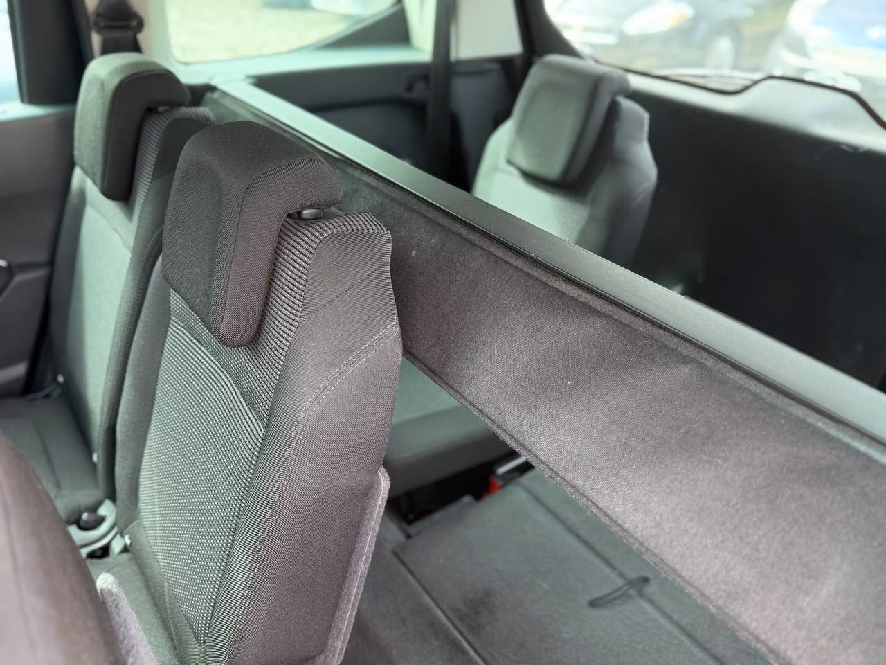 Peugeot 5008 фото 14