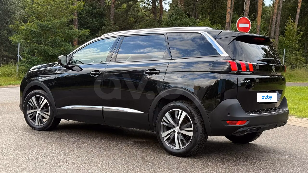 Peugeot 5008 фото 10