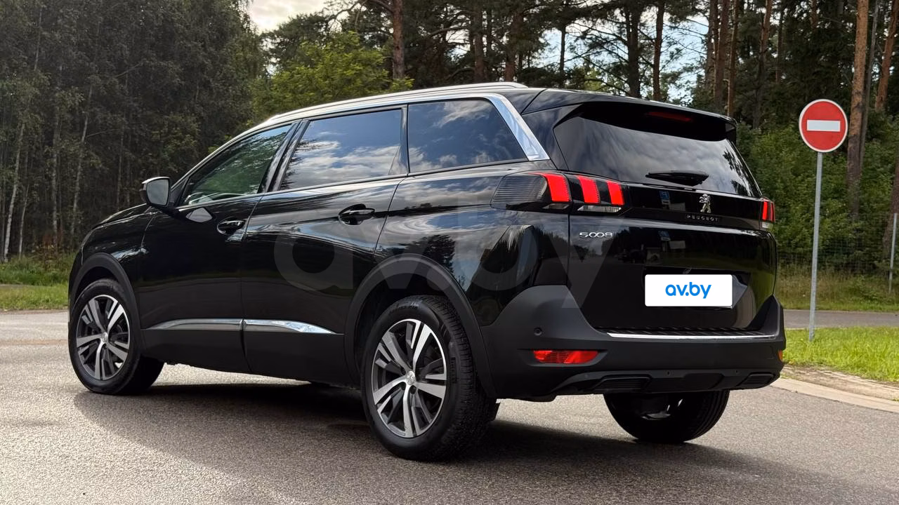 Peugeot 5008 фото 12