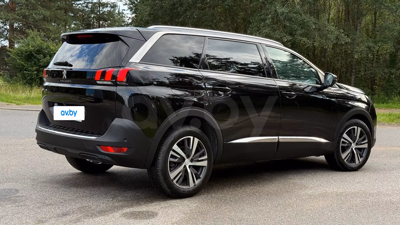 Peugeot 5008 фото 17
