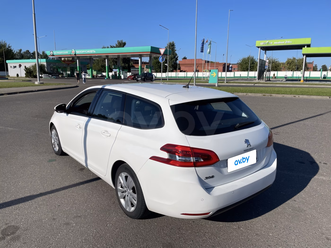 Peugeot 308 фото 7